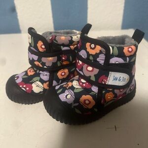 Jan & Jul Kids Floral Snow Boots - Black and Multicolor